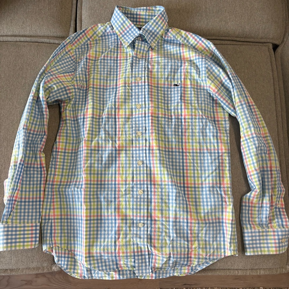 5 Vineyard Vines Slim Fit Tucker Shirts (Size: Men’s Medium)